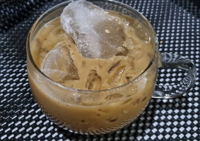 Resep Es Kopi creamy oleh Ummi Pahlewi Z - Cookpad