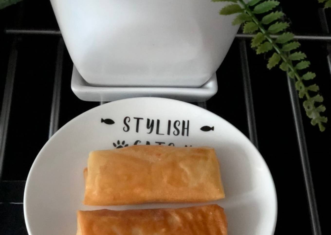Risoles atau lumpia crispy isi bihun pedas