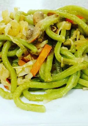 A picture of Spinach Noodle Stir Fry *Vegetarian.