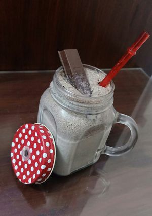 A picture of Oreo Shake.