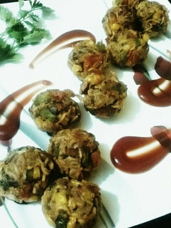 A picture of Delicious Veg Maggie balls.