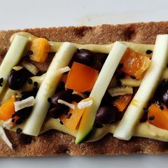 A picture of WFPB Wasa Cracker Appetizer.