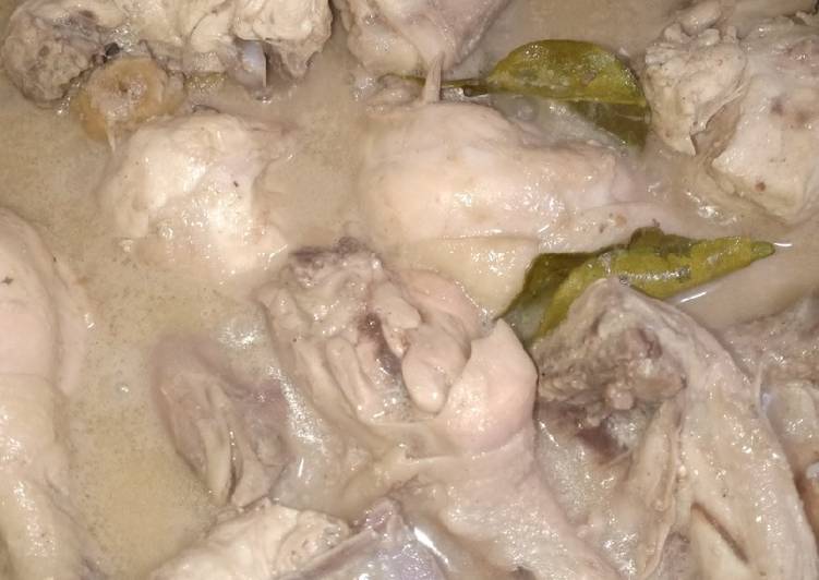 Bagaimana Menyiapkan Ayam goreng santan Yang Maknyuss