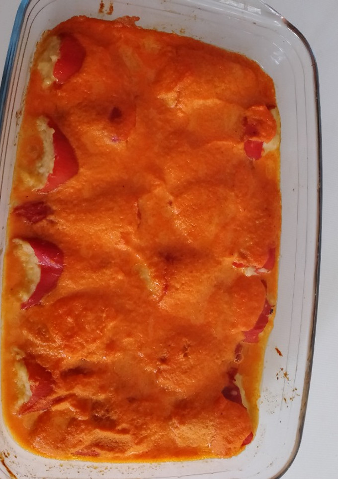 Una foto de Pimientos del Piquillo rellenos langostinos