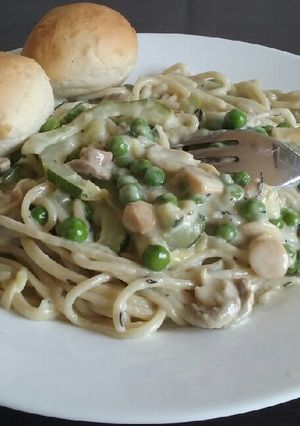 Una foto de One pot de pasta con calabacín Y champiñones