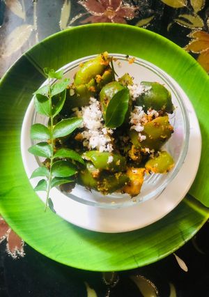 A picture of Roasted chana shimla mirchi.