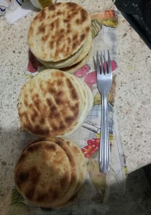 صورة لوصفة خبز فطير دائري
