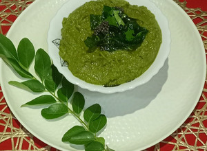 A picture of Coriander Peanut Spicy Chutney.
