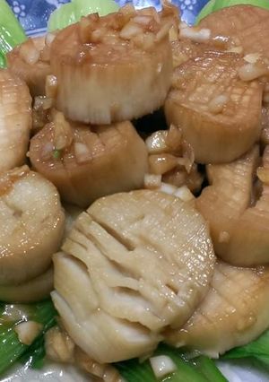 【創意料理】香煎黃金素干貝 的食譜成品照片