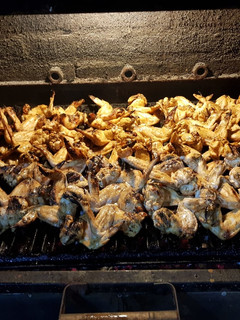 Una foto de Alitas de Pollo a la Parrilla 🤤