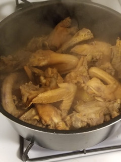 A picture of Steam Chicken and Chicken Stock.