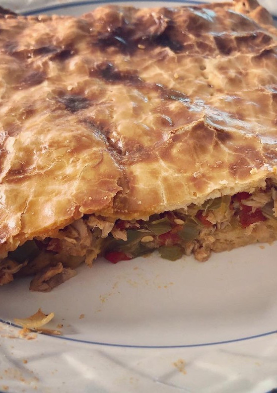 Una foto de Empanada de atún