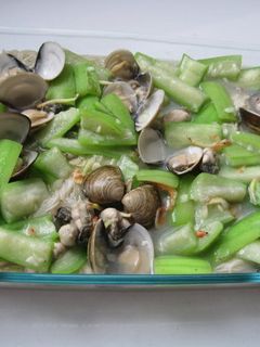 絲瓜蛤蜊青蚵麵線 的食譜成品照片