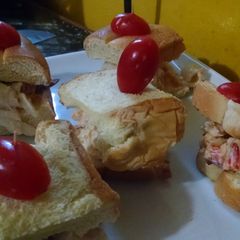 Mini Lobster Rolls A picture of Mini Lobster Rolls.