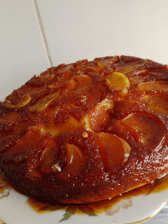 Una foto de Tarta de manzana invertida 🍎🍎