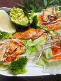 Tacos de lechuga con pollo