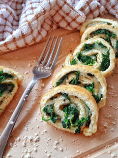 A picture of Rotolo di frittata agli spinaci.