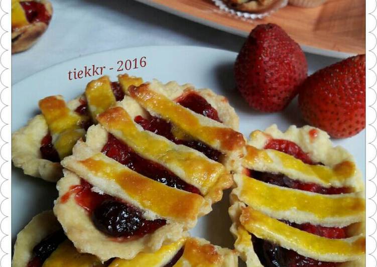 Resep Pie Strawberry Manis Gurih, Lezat Sekali