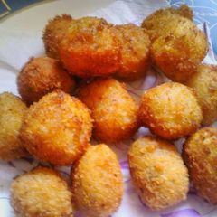 A picture of Potato paneer bites.