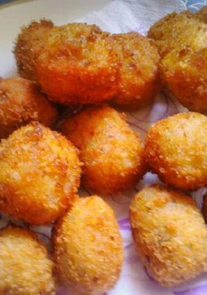 A picture of Potato paneer bites.