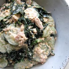 A picture of Wakame Tuna Cucumber Salad.