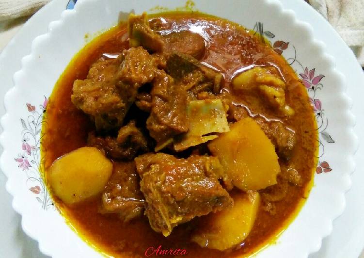 Simple Tips To Mutton Curry with spicy gravy