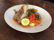 Gambar sop daging balungan sapi