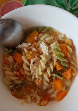 รูปของ ซุปฟูซิลลี่ไก่ (kids menu)