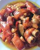 Giò heo kho nước dừa