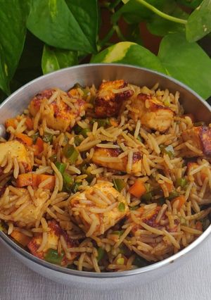 A picture of Paneer fried rice.