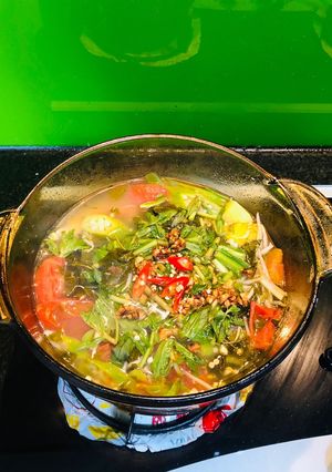 Hình của món Canh chua Cá Bớp lá giang.