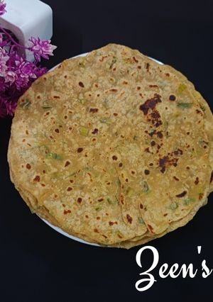 A picture of Leek Rotis.