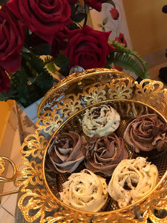 A picture of Chocolate Cupcakes #chocolatebakingcontest.