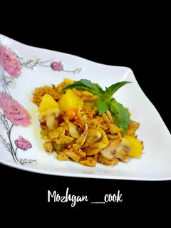 عکسی از دستور خوراک مرغ و قارچ و سیب زمینی (شام ساده)