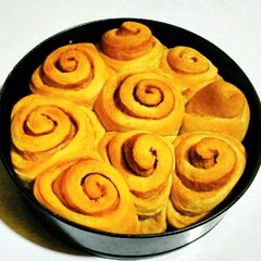 A picture of Cinnamon rolls.