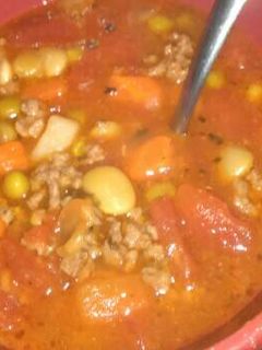 A picture of Vegetables soup.