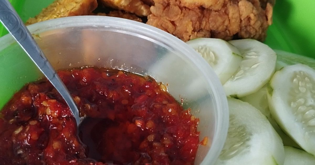 Ayam geprek ala mama sakha