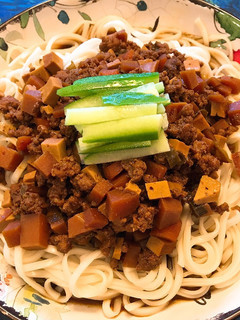炸醬麵 的食譜成品照片