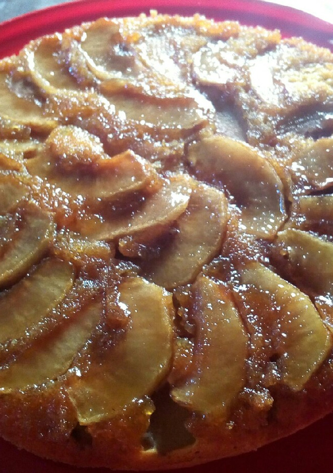 Una foto de Tarta de manzana invertida