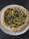 Torta salata con agretti
