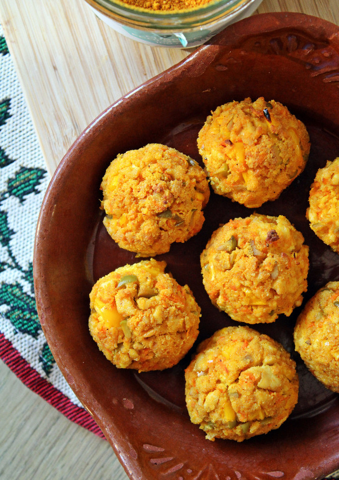 Una foto de Albóndigas de tofu al curry