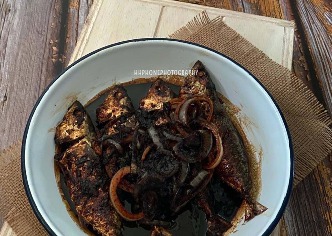 Untuk memasak ikan dalam kecap