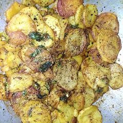 A picture of Fried potatoes ♥️.