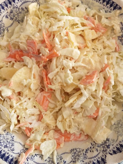 Una foto de Ensalada de col y zanahoria