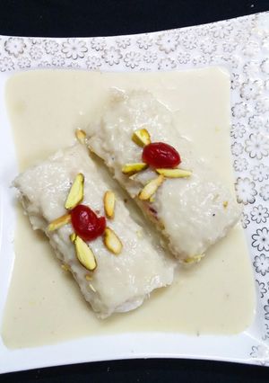 A picture of Cream Roll.