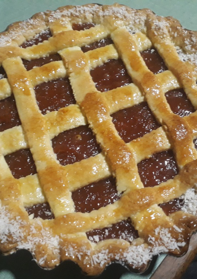 Una foto de Pasta frola con harina leudante