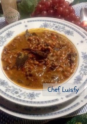 Una foto de Frijoles con jamón, chorizo y morcilla LuisFy
