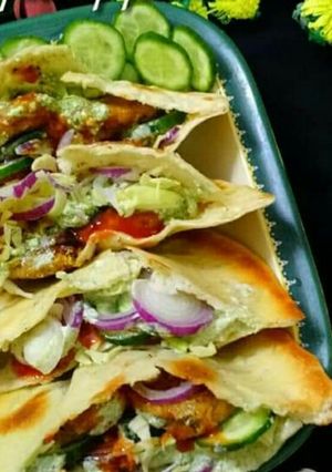 A picture of Chicken Kabab wraps.