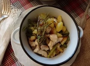 Foto di Straccetti di pollo patate fagiolini