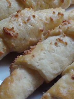 Sajtos kiflik recept fotója